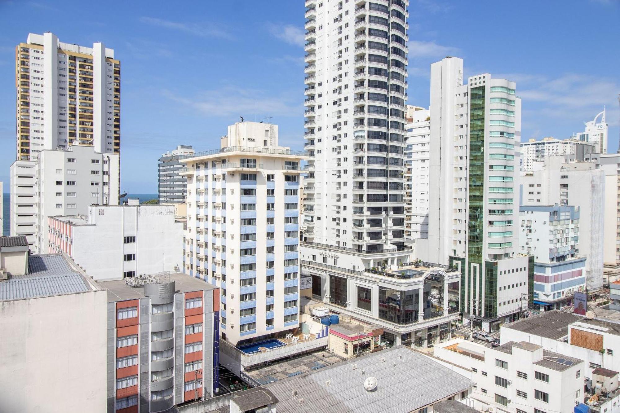 Bk81 - 3 Dorm, Climatizado, 2 Garagens, Wi-Fi Apartment Balneario Camboriu Exterior photo